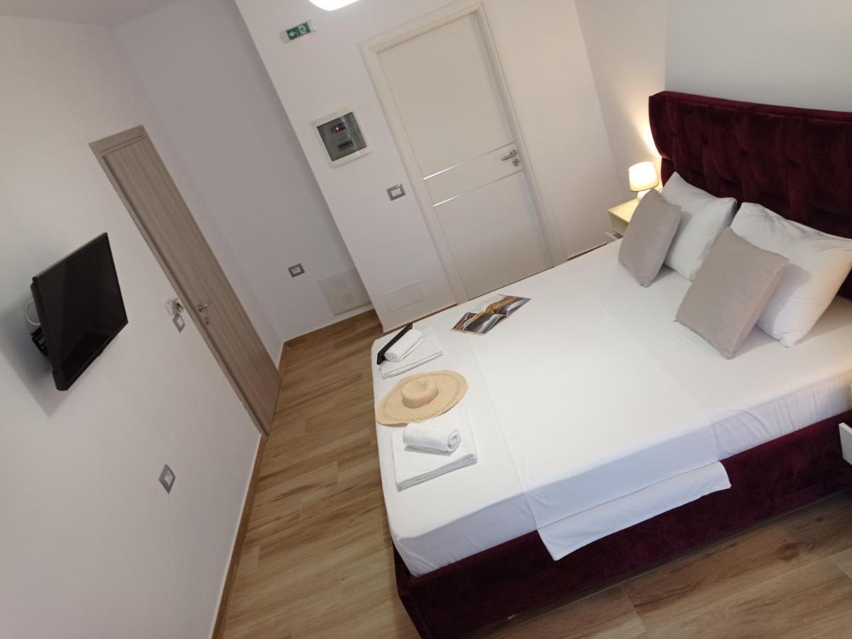 Vasiliu Boutique Hotel Ksamil Exterior photo