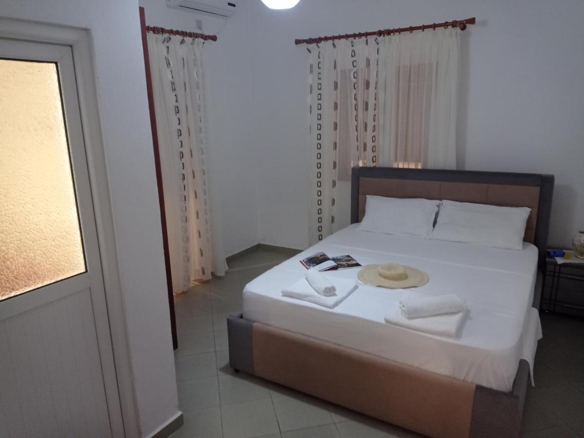 Vasiliu Boutique Hotel Ksamil Room photo